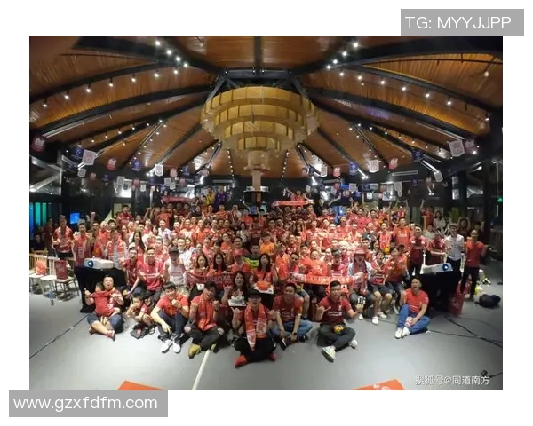 利物浦足球明星卡收藏价值分析与球迷热情互动探索 利物浦足球明星卡收藏价值分析与球迷热情互动探索